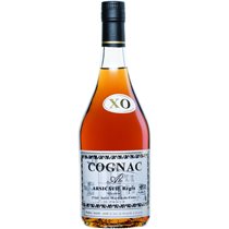 https://www.cognacinfo.com/files/img/cognac flase/cognac arsicaud régis xo_d_2a7a4627.jpg